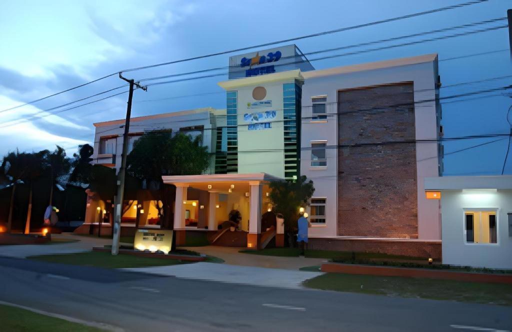 Hotel Star 39 Хошимин Экстерьер фото